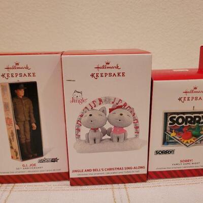 Lot 747: Assorted Hallmark Christmas Ornaments 