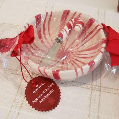 Lot 754: New Holiday Cheer- Candle, Hand Towels, Bowl & Spreader and Sign/Picture