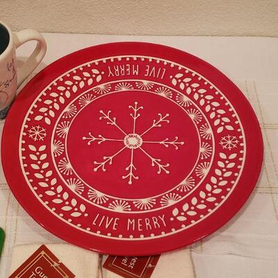 Lot 763: NEW Holiday Kitchen Lot  