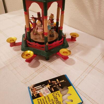 Lot 768: Vintage Christmas Pyramid (12 days of Christmas)