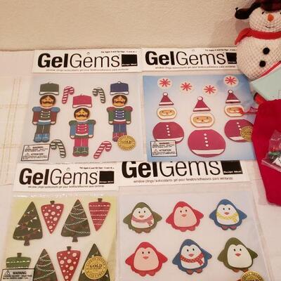 Lot 771: NEW Window Gel Gems & Hallmark Game, Hallmark Artist Snowoman Plushie