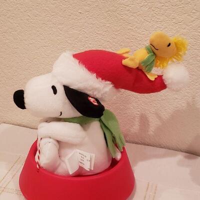 Lot 780: New Holiday Lot