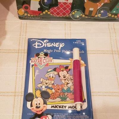 Lot 786: NEW Melissa & Doug Wood Puzzle, Activity Pad & Storytime Bear