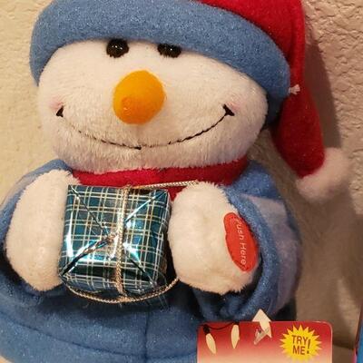 Lot 810: New VTech Toy, Activity Pads and Animated Snowman Plushie 