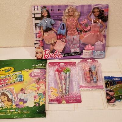 Lot 813:  NEW Barbie Clothes, Disney Princess Activity Pad, Pens, Lip Gloss & Bands Bracelets 