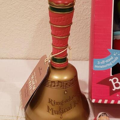 Lot 816: New Bake Like An Elf Set, Cookie Wonder Wheel, Elf Notes, 3D Puzzle, and Interactive Animated  Bell