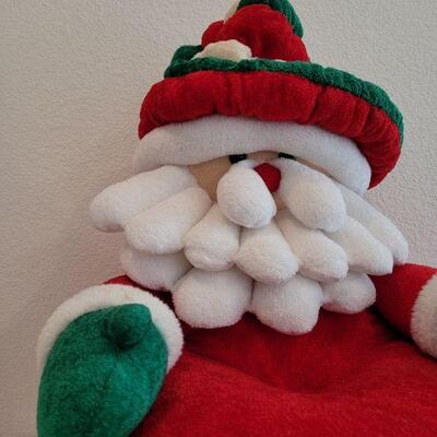 Lot 821: Children's Santa Seat + Wrapping Paper NEW