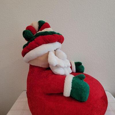 Lot 821: Children's Santa Seat + Wrapping Paper NEW