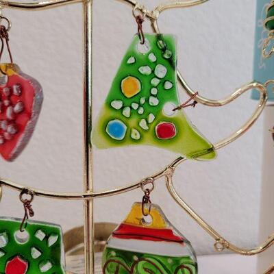 Lot 824: Assorted Hallmark and Dept 56 Ornaments w/ Metal Christmas Tree