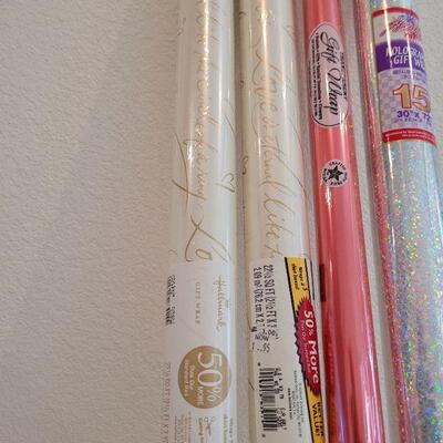 Lot 827: Assorted NEW Christmas Wrapping Paper 