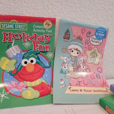Lot 828: Large Assortment of NEW Children's Coloring and Activity Booms