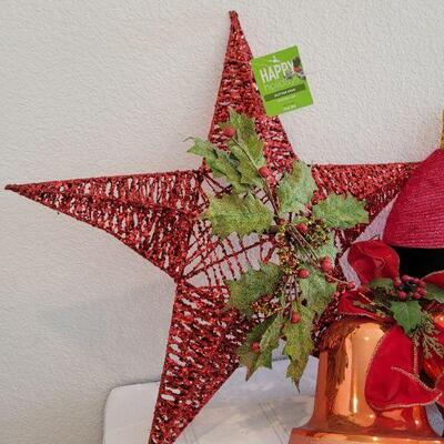 Lot 832: (3) Assorted Christmas Themed Hanging Home Deco