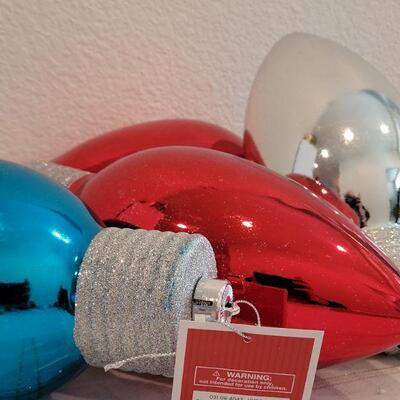 Lot 835: (6) Assorted Large Christmas Ornaments 