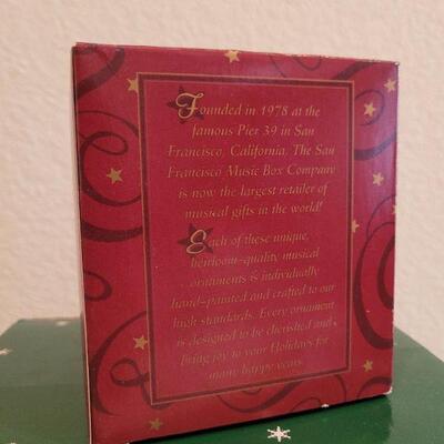 Lot 839: Musical Water Fountain and Noah's Arkansas Christmas Deco