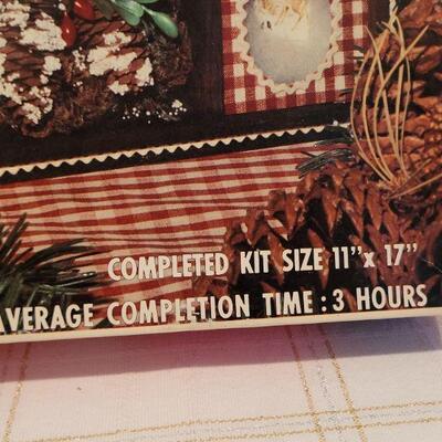 Lot 844: Vintage Christmas Hutch Kit