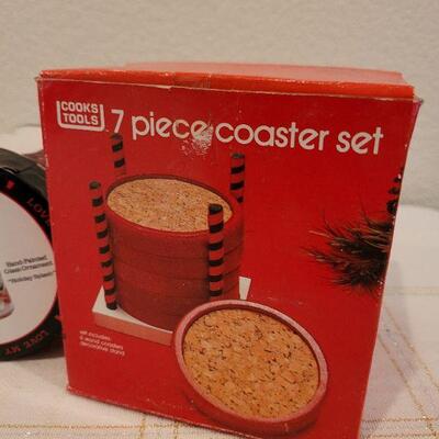 Lot 855: Assorted Christmas Candles and Set of Coaster NEW