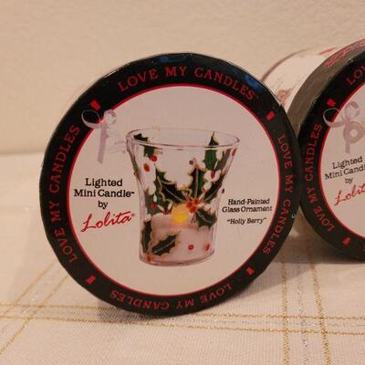Lot 855: Assorted Christmas Candles and Set of Coaster NEW