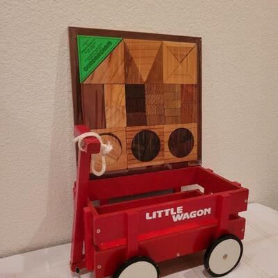 Lot 876: Vintage Little Wagon + NEW Geometric Puzzle 
