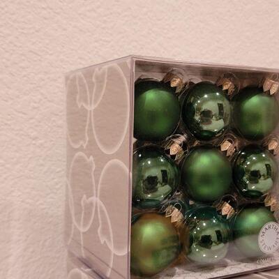 Lot 877: (3) Sets of MARTHA STEWART Christmas Ornaments 