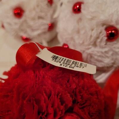 Lot 882: (4) Large MARTHA STEWART Soft Christmas Ornaments 