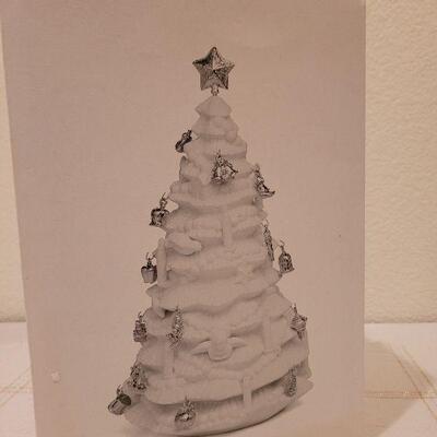 Lot 885: Department 56 White Porcelain ADVENT TREE w/ Metal Ornaments 