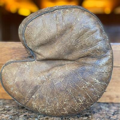 Early 1900's Leather Catcher's Mitt