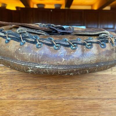 Early 1900's Leather Catcher's Mitt