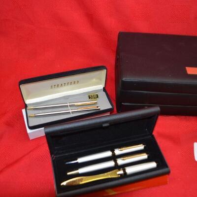 LOT 369  JEWELRY BOX AND PEN SETS