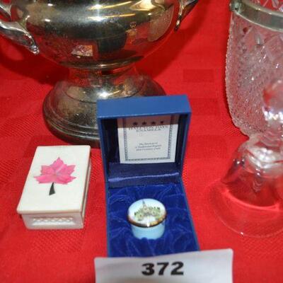 LOT 372 SILVER PLATE AND HOME DECOR