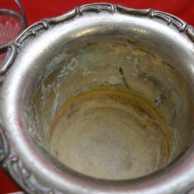 LOT 372 SILVER PLATE AND HOME DECOR