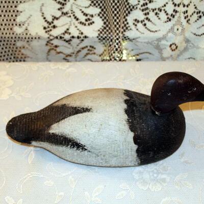 Vintage carved wood painted duck decoy (#70)