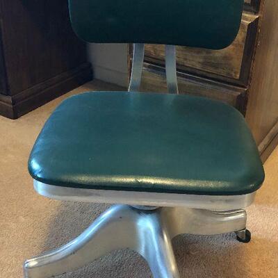 #838 Vintage Office Chair - Shaw Walker 