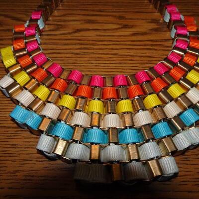 Ribbon Color Necklace Lot #107