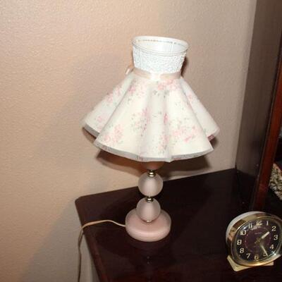 Pair pink glass column table lamps, with cloth shades, 17
