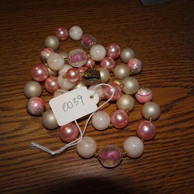 Lot #0039 - Mid Century Pink Bauble Beaded Necklace 