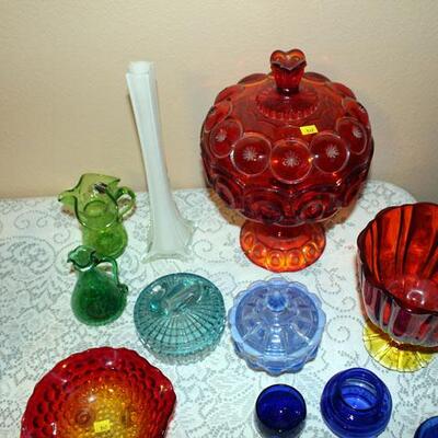Lot of 20 pieces of miscellaneous colored glass (#147)