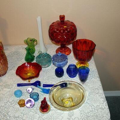 Lot of 20 pieces of miscellaneous colored glass (#147)