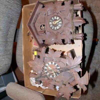 Pair Cuckoo clocks (#165/166)