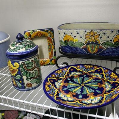 Lot of four Mexico ceramics (#240)