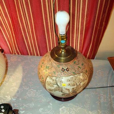 Ceramic crane theme lamp, with shade (#275)