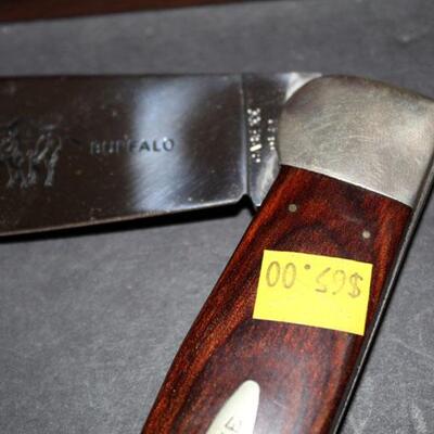 Vintage Case XX Buffalo pocket knife, original wood box (#323)