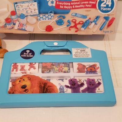 Lot 891: New Melissa & Doug Pet Vet Play Set, Stickers and Soft Ty Beanie Baby Ornament 
