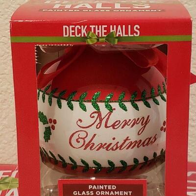 Lot 901: NEW Santa's Magic Key, (2) Best Teachers Ornaments and a Merry Christmas Ornament 