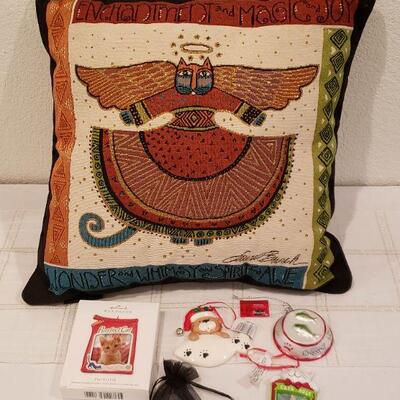 Lot 903: NEW Laurel Burch Christmas Cat Pillow, Ornaments and Cat Trinket 