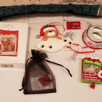Lot 903: NEW Laurel Burch Christmas Cat Pillow, Ornaments and Cat Trinket 