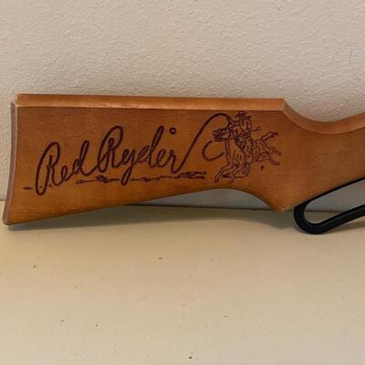 Vintage Daisy Red Ryder BB Gun