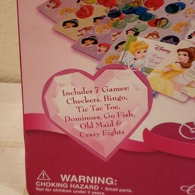 Lot 904: New Disney Princess Game House