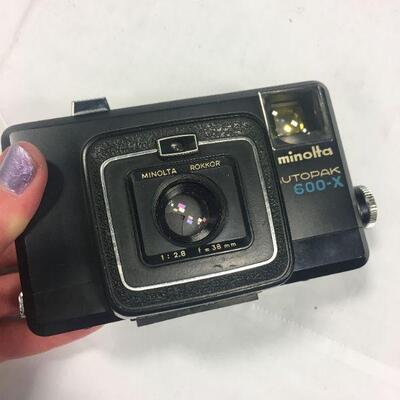 #35 Vintage 136 XF Camera