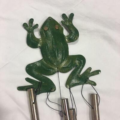 #57 Frog Windchime