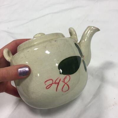 #59 Vintage Tea Pot